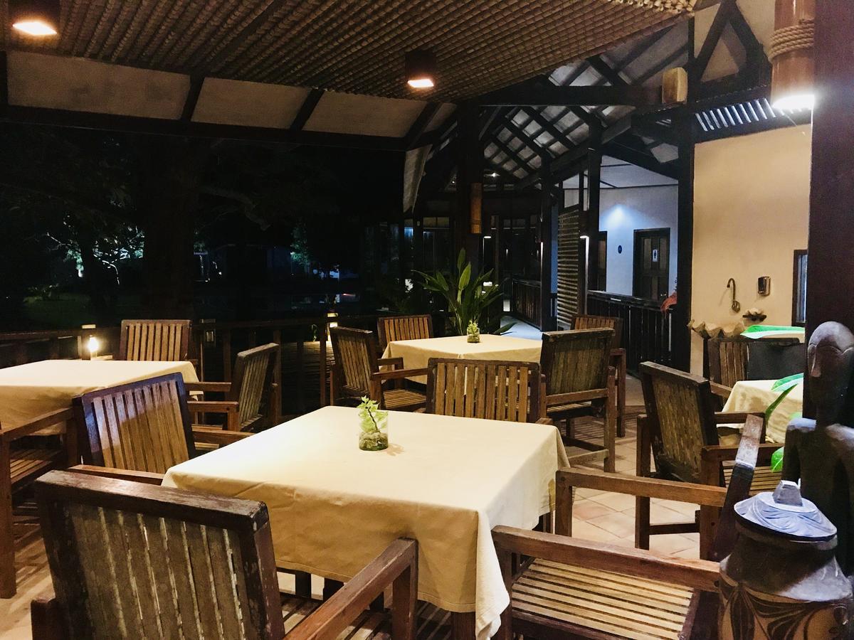 Dolarog Beach Resort Ель-Нідо Екстер'єр фото